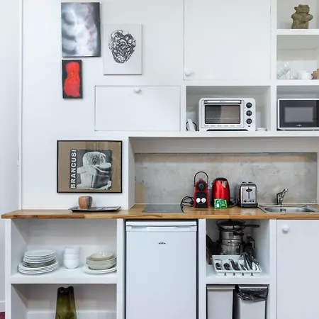 Guestready - Artist Loft With A Vertical Garden Lägenhet