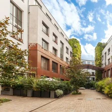 Guestready - Artist Loft With A Vertical Garden *