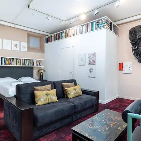 Guestready - Artist Loft With A Vertical Garden