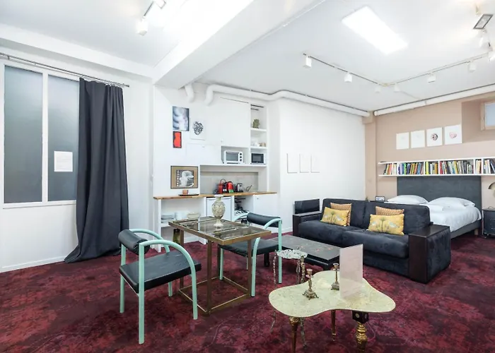 Guestready - Artist Loft With A Vertical Garden * Paris