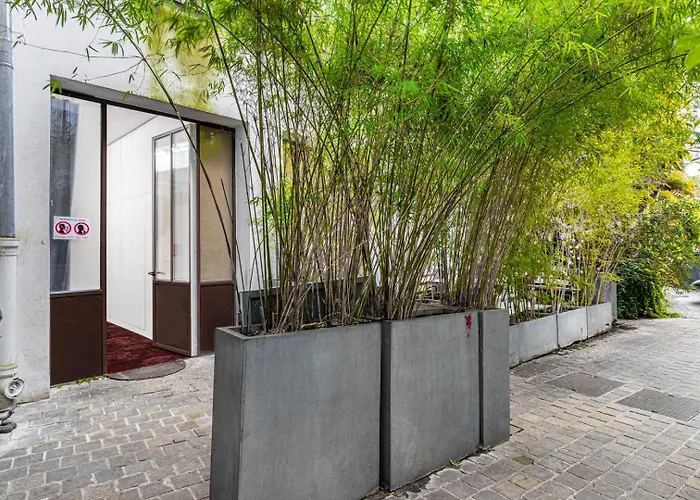 Guestready - Artist Loft With A Vertical Garden *